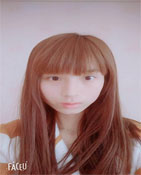 黄依依