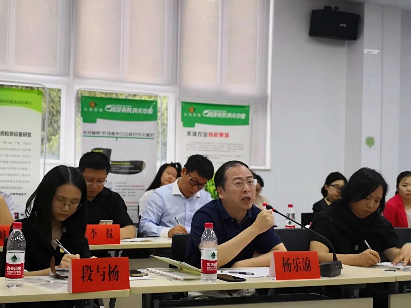 杨凌区人民政府与全经联（北京）产业孵化器有限公司合作签约在众创田园进行
