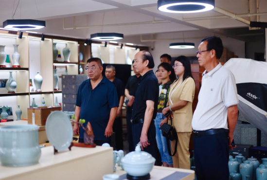 陶艺大师杨聚斌入选《中国好品牌》大国工匠奖候选人