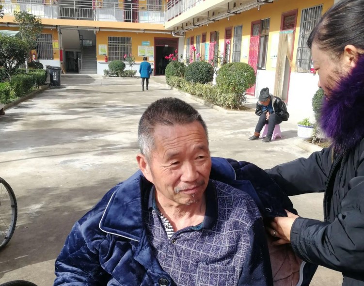 关爱老人5